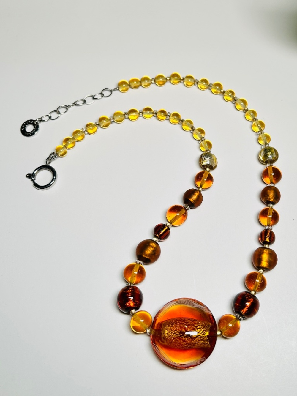 Striking Antica Murrina Venetian Murano Glass Gold Foil beaded necklace - Picture 6 of 14